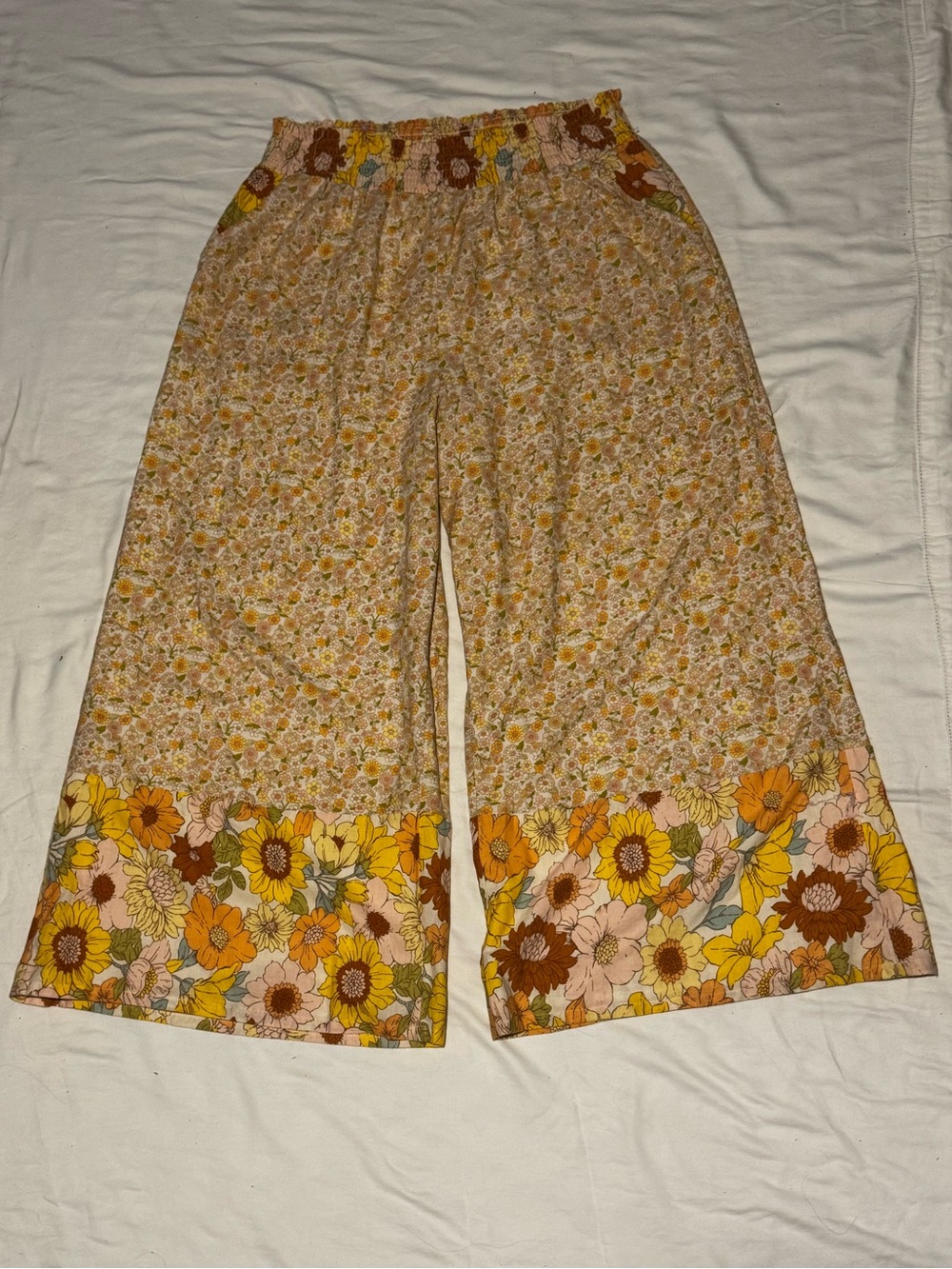 American Eagle Outfitters Floral Wide-Leg Crop Pants in Yellow and Brown